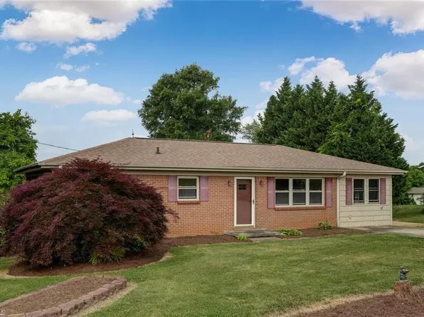 1948 Oregon Hill Rd, Ruffin, NC 27326