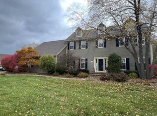 315 Fawn Trl, Sturtevant, WI 53177