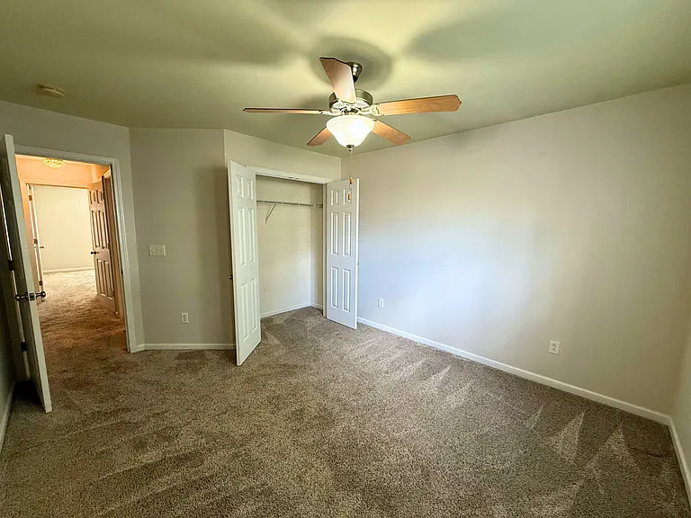 209 Gibby Ln — Photo 11