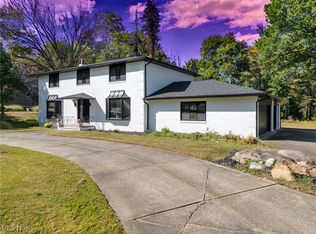 6713 Farview Rd, Brecksville, OH 44141