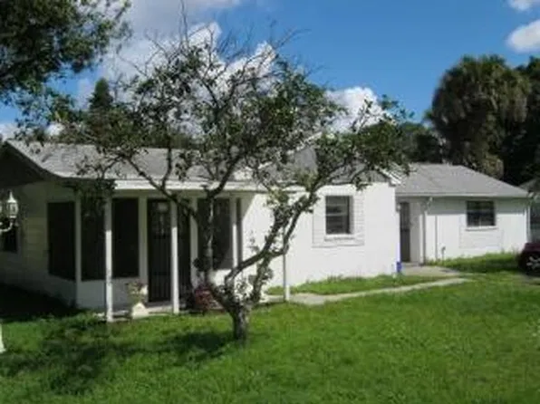 4625 Eugene St, Fort Myers, FL 33905
