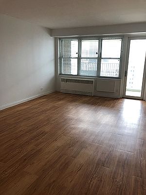 2nd image of 747 10th Ave APT 28D