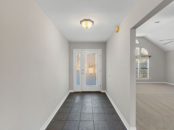 4th image of 148 Long Pointe Dr
