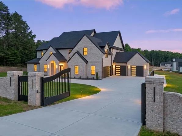 3207 Thompson Mill Rd, Buford, GA 30519