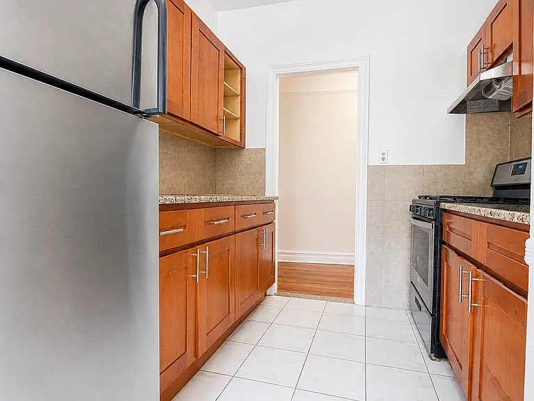 8502 Fort Hamilton Pkwy #2D — Photo 4