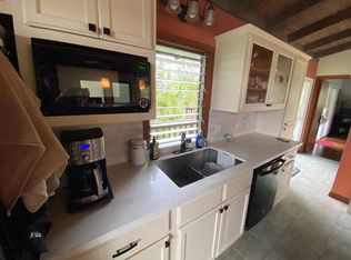 92-1536 Luau Dr UNIT A, Captain Cook, HI 96704