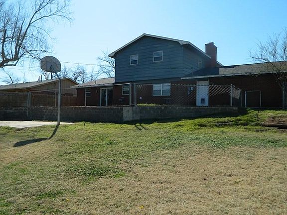 4th image of 5105 NW Ash Ave