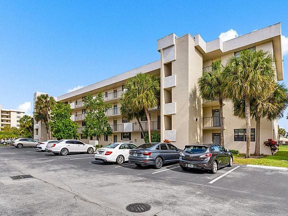3rd image of 2410 Deer Creek Country Club Boulevard #301-E