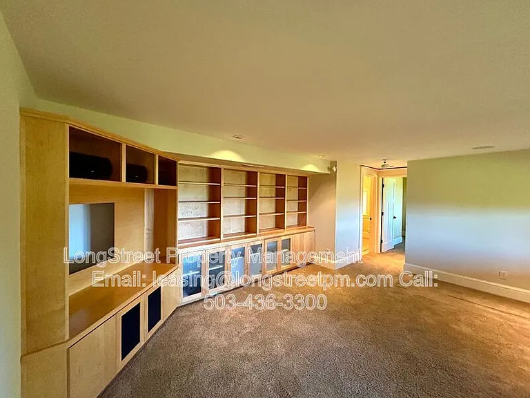 550 NW Alpine Ter — Photo 28