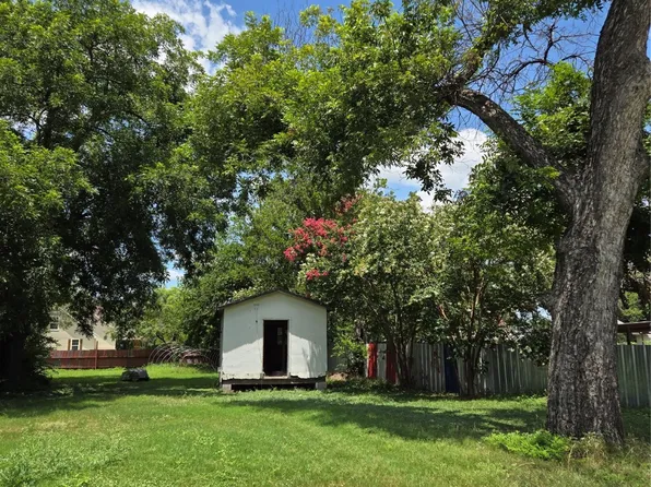 0 S Houston St, Comanche, TX 76442