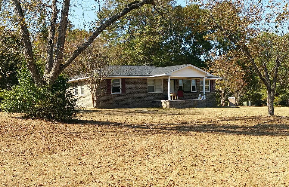 1st image of 112 Sweetwater Dr