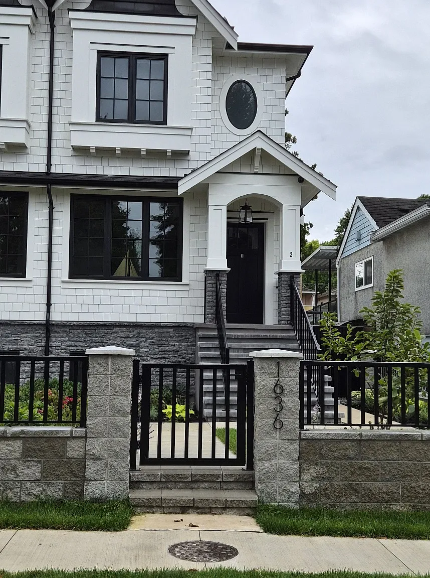 2 bed, 856 sqft, $2,490 — Photo 1