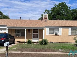 3011 S Radcliff Dr, Roswell, NM 88203