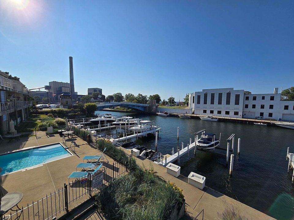 1st image of 2 Marine Dr APT 2