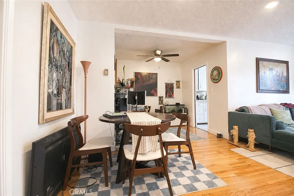 1 bed, 800 sqft, $1,995 — Photo 3