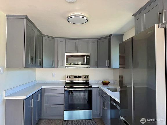 5th image of 2508 SE 16th St