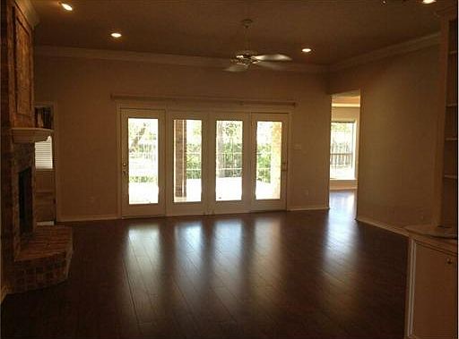 3rd image of 4712 Shoal Creek Dr