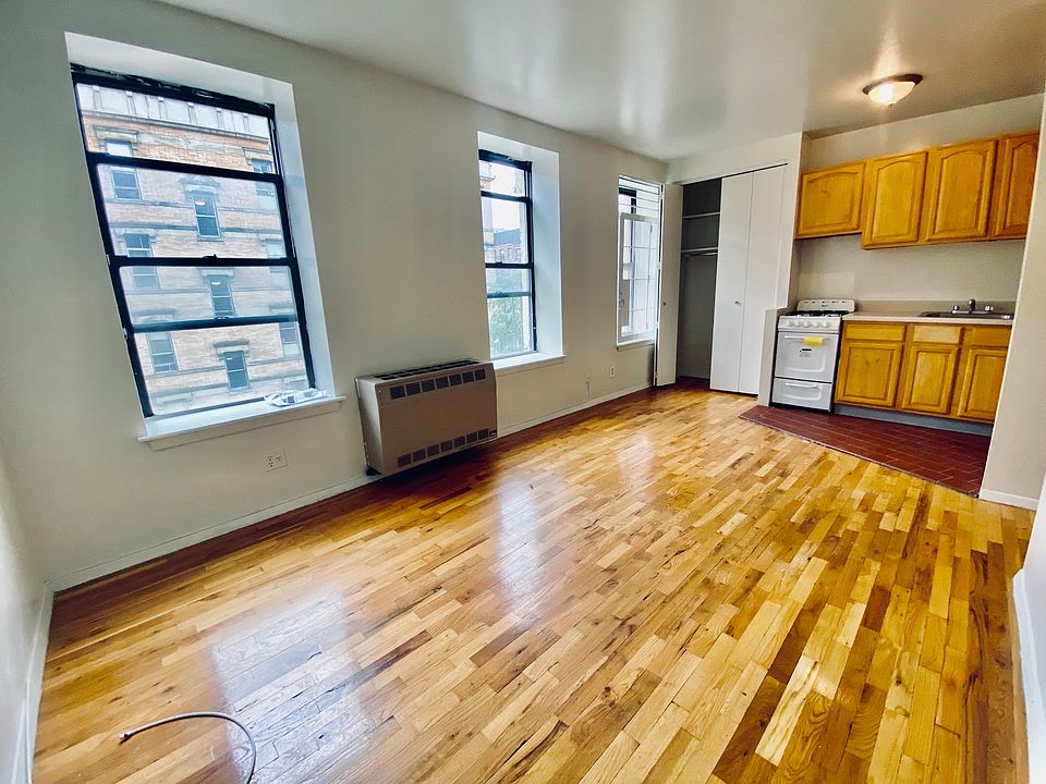 1st image of 71 W 109th St APT 3A