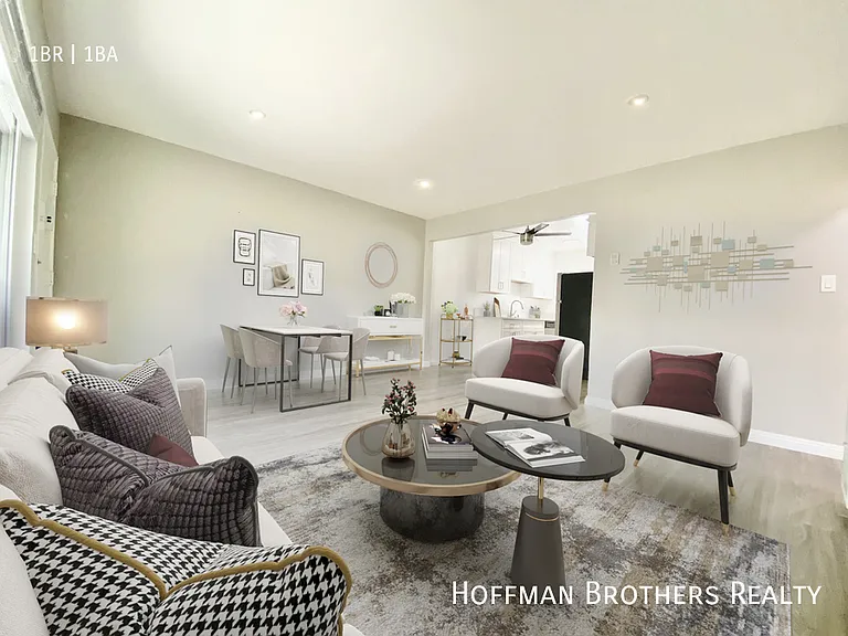 3740 Westwood Blvd #5 — Photo 3