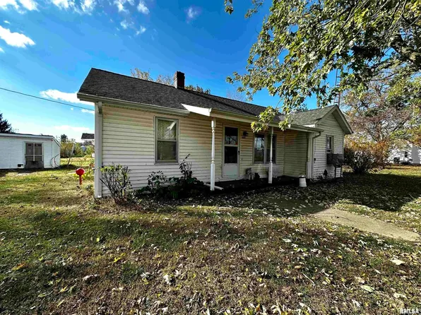 409 S 2nd St, Ridgway, IL 62979