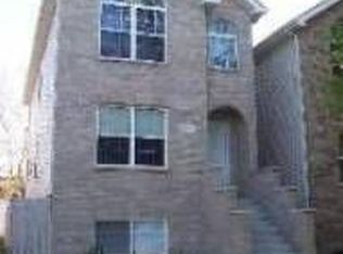 4238 W Thomas St, Chicago, IL 60651