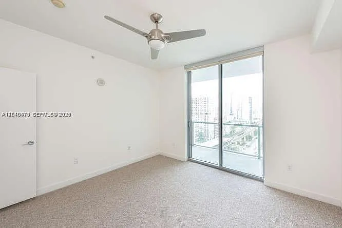 79 SW 12th St #1811 — Photo 5
