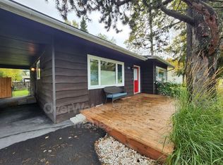 7019 Windsor Pl, Anchorage, AK 99502
