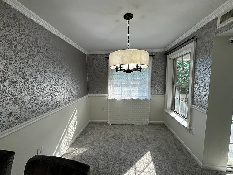 1931 Wilson Ln #301 — Photo 2