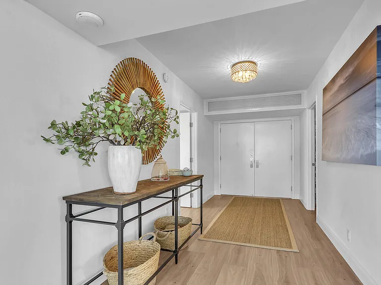 5380 N Ocean Dr #18J — Photo 2