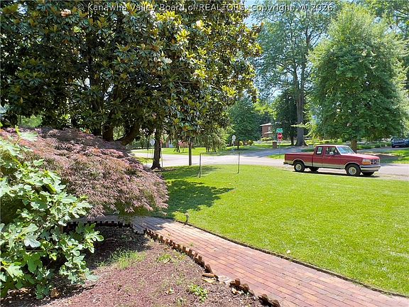 4th image of 3915 Virginia Ave SE