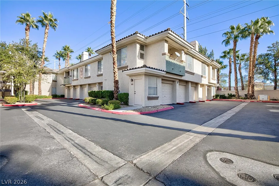2 bed, 2.0 bath, 1278 sqft, $2,250 — Photo 3
