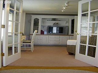 5th image of 10402 NE 41st Ct