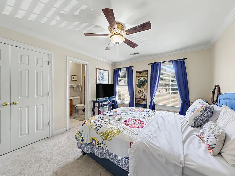16652 Purcival Ct — Photo 36