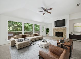 6213 Lennox Ln, Garland, TX 75043