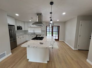 10231 Halawa Dr, Huntington Beach, CA 92646