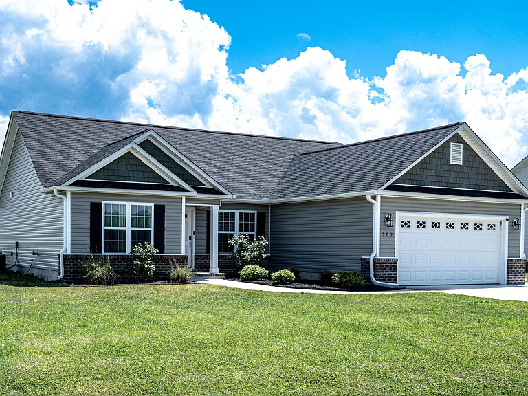 202 Grist Mill Dr — Photo 3