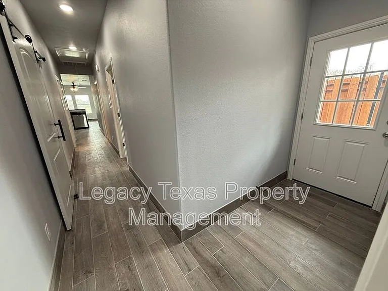 910 Fuller Ave #A — Photo 16