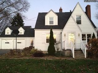 7637 Hitchcock Rd, Youngstown, OH 44512