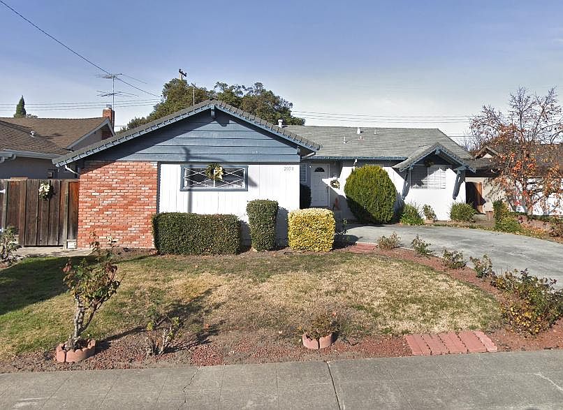1st image of 2058 Hoover Dr
