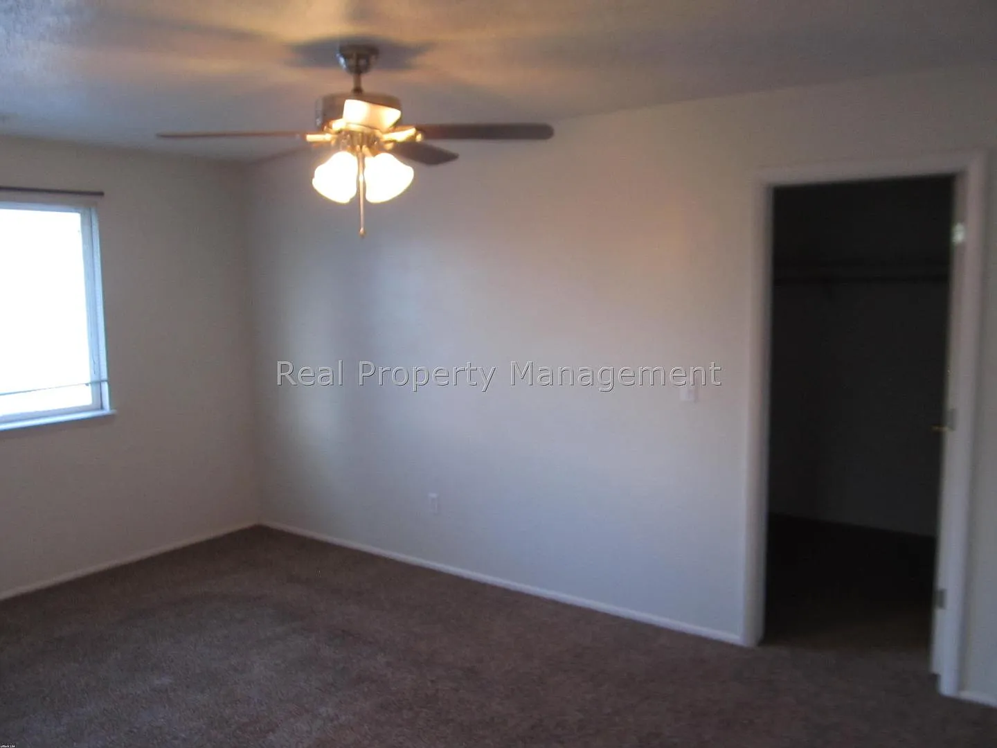 279 W 1100 N #1-4 — Photo 3