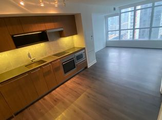 80 Queens Wharf Rd #1708, Toronto, ON M5V0J3