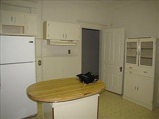 4th image of 1206 Richmond Blvd
