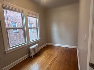2968 S Moreland Blvd, Cleveland, OH 44120