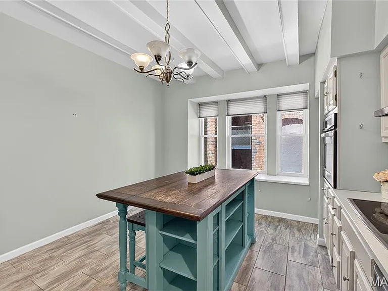 5572 Waterman Blvd #1W — Photo 16