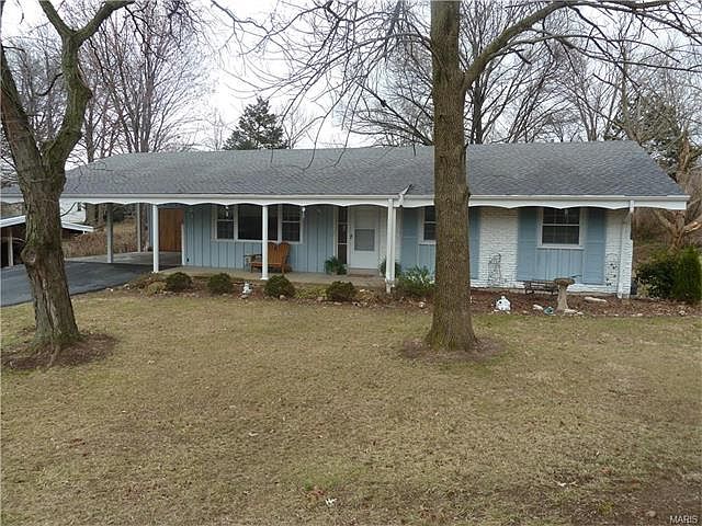 1st image of 68 Willow Brook Dr