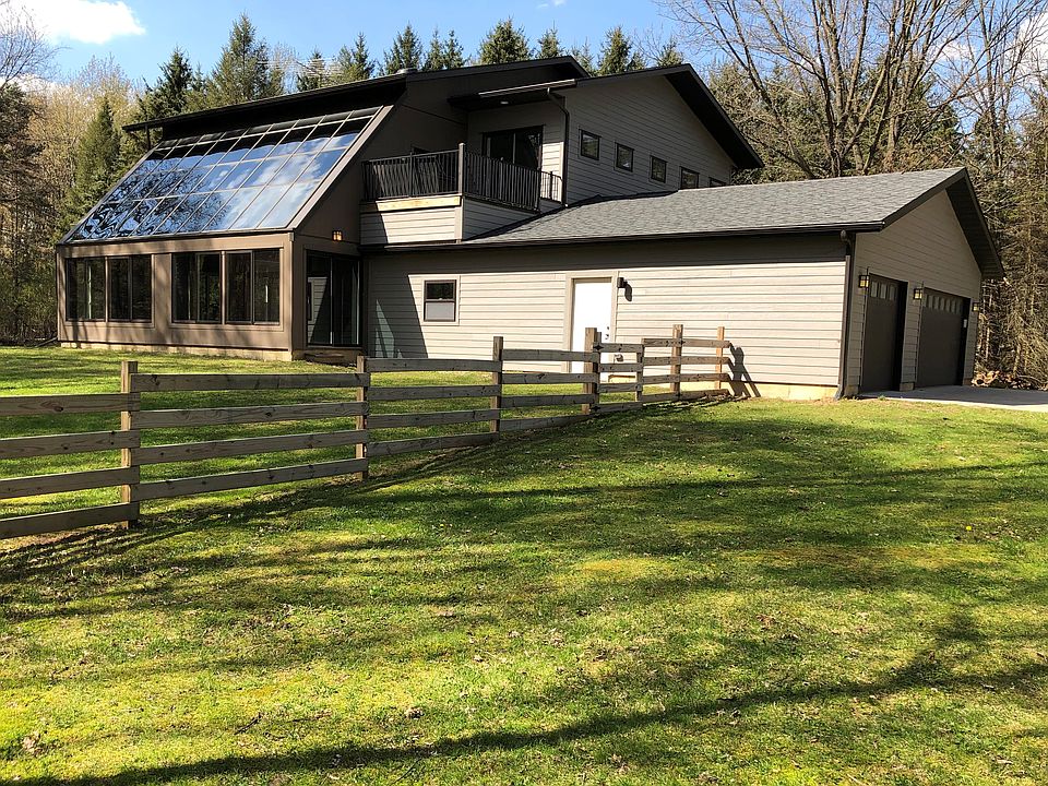1st image of 10716 Cora Dr