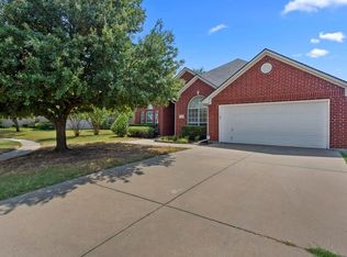 1002 Lyra Ct, Arlington, TX 76013