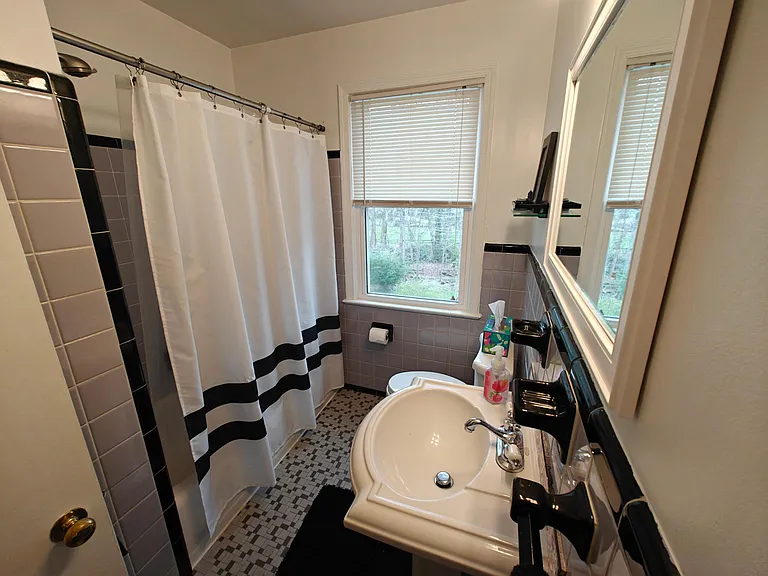 Bathroom #2