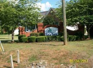 225 Lite N Tie Rd, Gray, GA 31032