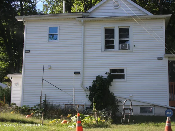 2970 Frink St, Scranton, PA 18504